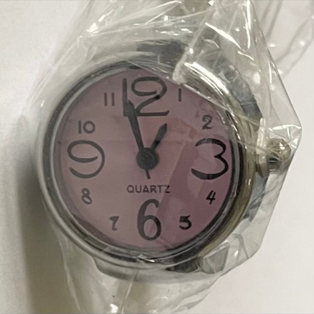 Retro Silver with Pink Stainless Steel Stretch Band Quartz Movement Ring Watch